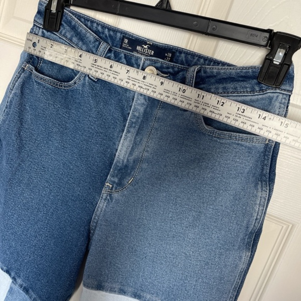 Hollister Ultra‎ High-Rise Mom Jeans Patchwork Two-Tone Denim Size 7 / W28 L27 - Picture 14 of 16